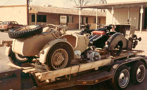 two sidecar rigs